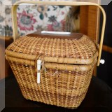 D15. Unsigned Nantucket basket.
